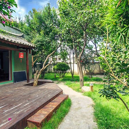 Ooh Countryard Inn دالي المظهر الخارجي الصورة